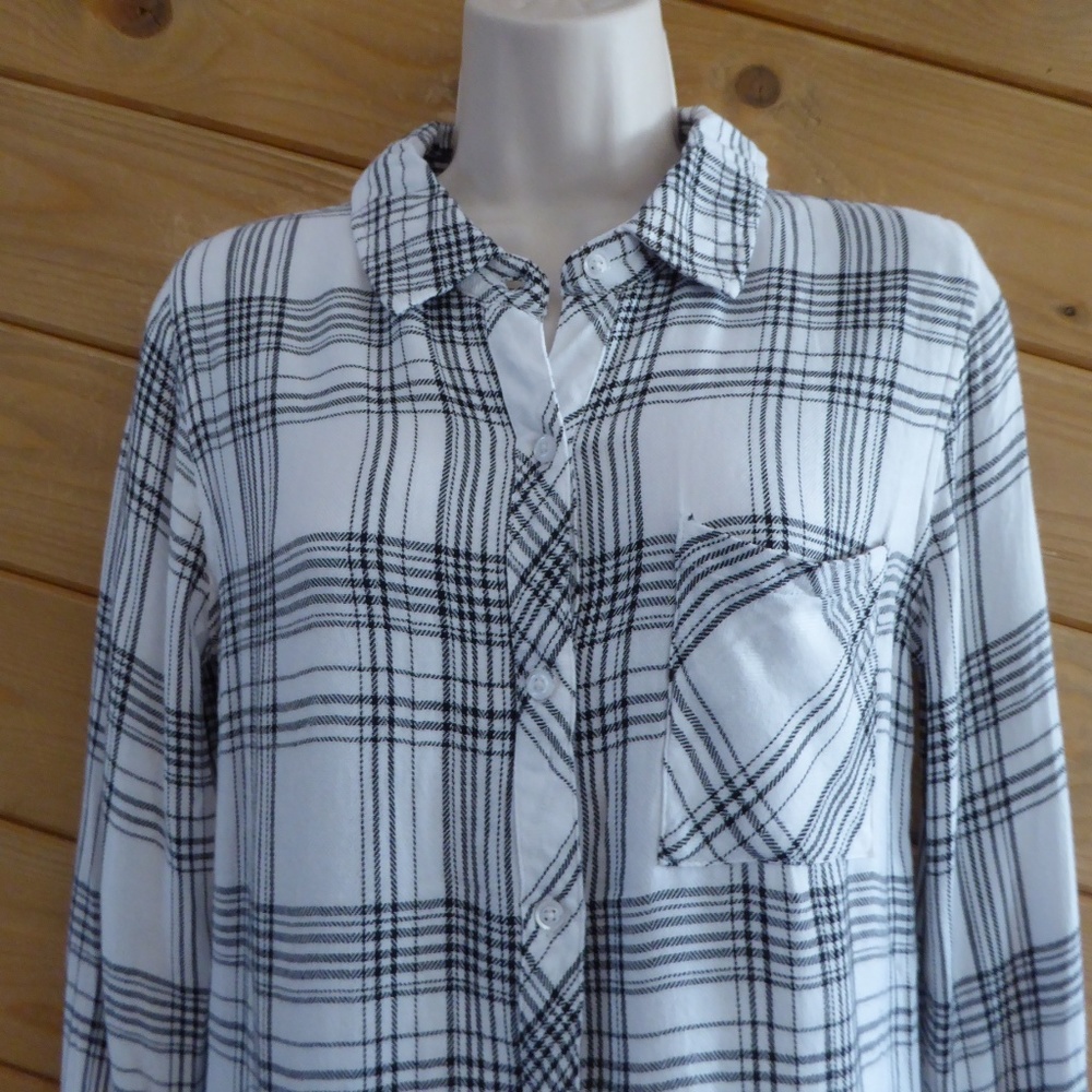 Rails Black White Check Plaid Button Up Shirt Xs - image 3